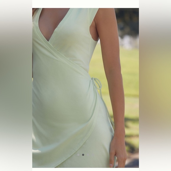 NWT w Flaw Anthropologie daily practice Montauk v-neck dress XS lime green - Picture 4 of 13